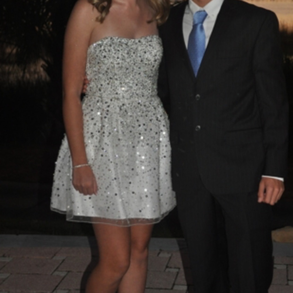 Sherri Hill sparkly white dress - Picture 6 of 8